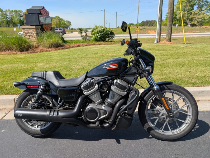 2023 Harley-Davidson® Nightster™ Special Vivid Black