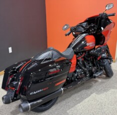 2026 Harley-Davidson® CVO Road Glide ST Citrus Heat Re-Entry thumb 1