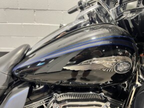 2013 Harley-Davidson® CVO™ Ultra Classic® Electra Glide® 110th Anniversary thumb 3