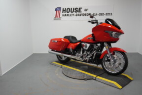 2026 Harley-Davidson® Road Glide® Blood Orange - Chrome thumb 1