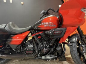 2026 Harley-Davidson® CVO Road Glide ST Citrus Heat Re-Entry thumb 2