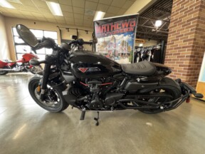 2026 Harley-Davidson® Sportster® S Vivid Black Black Trim thumb 3
