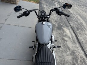 2026 Harley-Davidson® Street Bob® Dark Billiard Gray Chrome Cast Wheels thumb 1