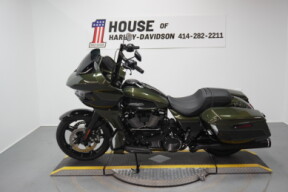 2026 Harley-Davidson® Road Glide® Olive Steel Metallic / Vivid Black Black Trim thumb 0