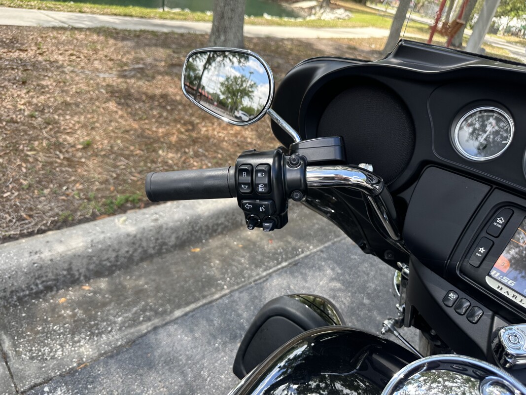 2017 Harley-Davidson® Tri Glide® Ultra, photo 12