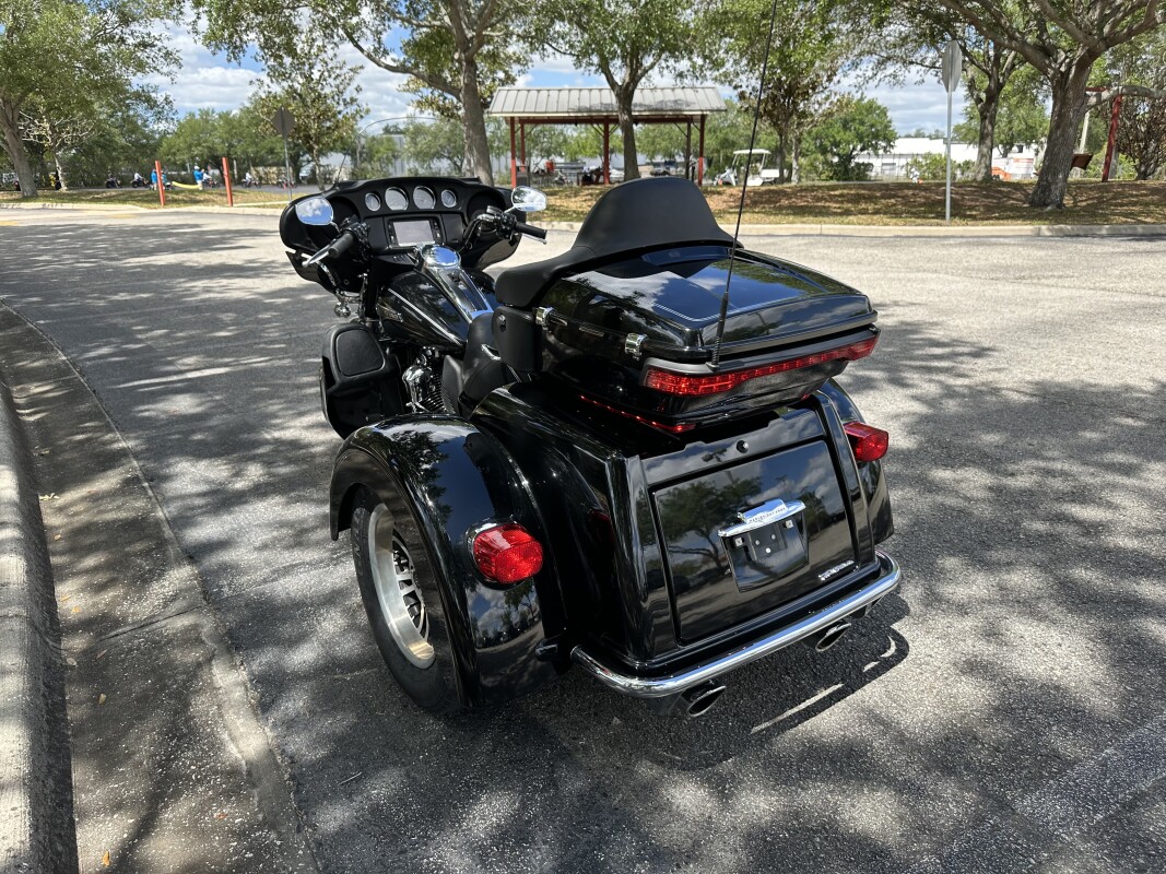 2017 Harley-Davidson® Tri Glide® Ultra, photo 6