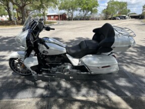 2026 Harley-Davidson® Street Glide Limited thumb 0