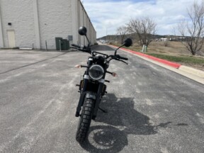 2021 Husqvarna Svartpilen 401 thumb 2