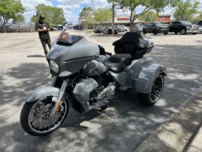 2026 Harley-Davidson® Street Glide 3 Limited thumb 1