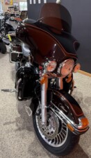 2011 Harley-Davidson® Electra Glide® Classic MERLOT/V BLK W/PINSTRIPE thumb 2
