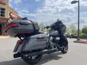 2022 Harley-Davidson® FLTRK Road Glide® Limited Gauntlet Gray Metallic/Vivid Black 652452 thumb 2