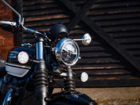 2026 Triumph Bonneville Speedmaster  thumb 2