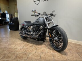 2026 Harley-Davidson® Breakout® Dark Billiard Gray Chrome Trim FXBR thumb 1