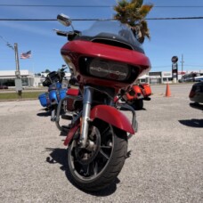 2021 Harley-Davidson® Road Glide® Billiard Red thumb 3