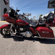 2021 Harley-Davidson® Road Glide® Billiard Red thumb 2