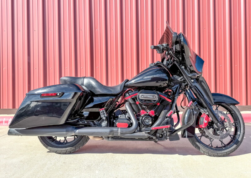 2020 Harley-Davidson® Street Glide® Special Vivid Black