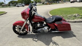 2013 Harley-Davidson® Street Glide® thumb 1
