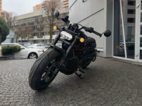 2026 Harley-Davidson® Sportster® S Vivid Black Black Trim thumb 2