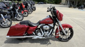 2013 Harley-Davidson® Street Glide® thumb 3