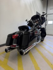 2015 Harley-Davidson® Electra Glide® Ultra Classic™ - Vivid Black thumb 0