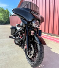 2020 Harley-Davidson® Street Glide® Special Vivid Black thumb 0
