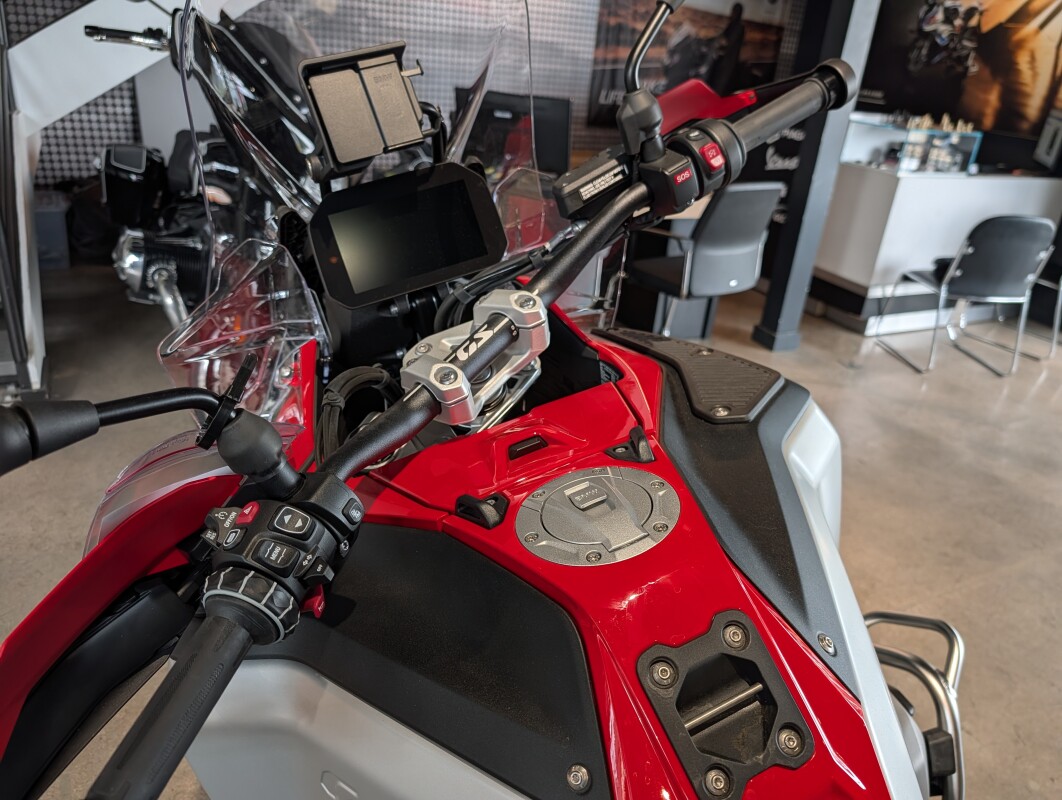 2025 BMW Motorrad R 1300 GS Adventure, photo 9