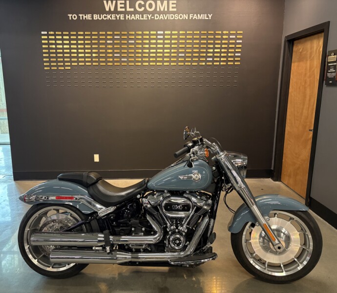 2024 Harley-Davidson® Fat Boy® 114 Sharkskin Blue