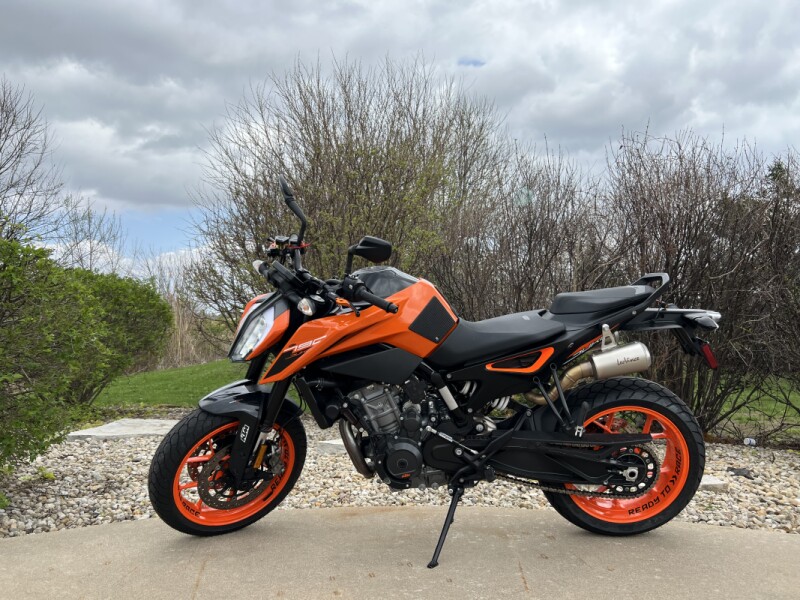 2020 KTM 790 Duke Orange