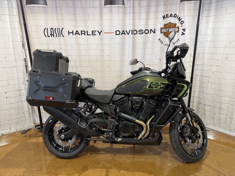 2026 Harley-Davidson® Pan America 1250 Limited RA1250L 0034648587 Olive Steel Metallic