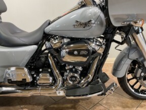 2024 Harley-Davidson® Road Glide® 3 Billiard Gray  FLTRT thumb 3