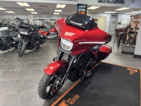 2025 Harley-Davidson® Street Glide® Brilliant Red - Black Finish thumb 0