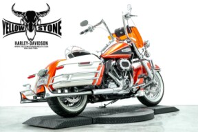 2023 Harley-Davidson® Electra Glide® Highway King HI-FI Orange/Birch White thumb 3