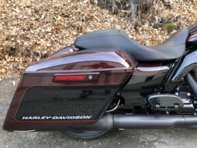 2022 Harley-Davidson® Street Glide® Special Midnight Crimson/Vivid Black - Black Finish thumb 2