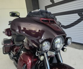 2019 Harley-Davidson® CVO™ Street Glide® thumb 2
