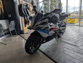 2026 BMW S 1000 RR thumb 2
