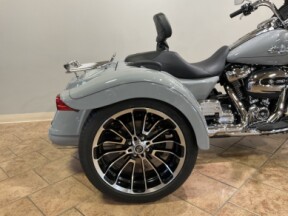 2024 Harley-Davidson® Road Glide® 3 Billiard Gray  FLTRT thumb 0