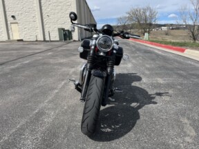  2022 Triumph Bonneville Speedmaster thumb 2
