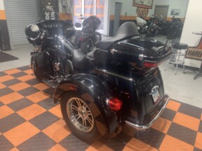 2020 Harley-Davidson Tri Glide Ultra FLHTCUTG thumb 1