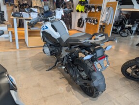 2025 BMW Motorrad R 1300 GS thumb 2