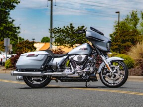 FLHX 2025 Street Glide™ thumb 0
