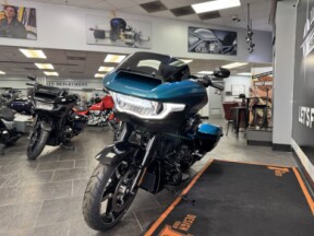 2026 Harley-Davidson® Road Glide® Teal Thunder / Vivid Black Black Trim thumb 2