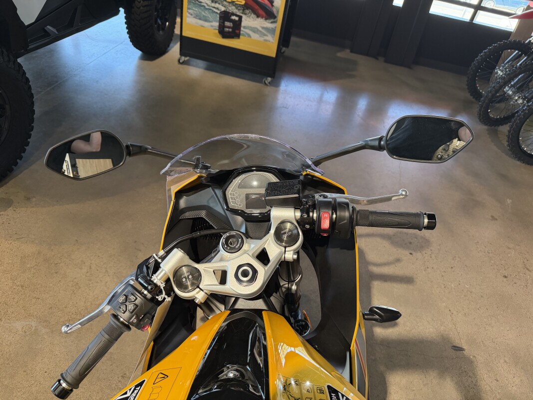 2026 Triumph Daytona 660, photo 9