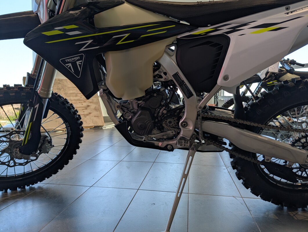 2026 TRIUMPH TF250-C, photo 12