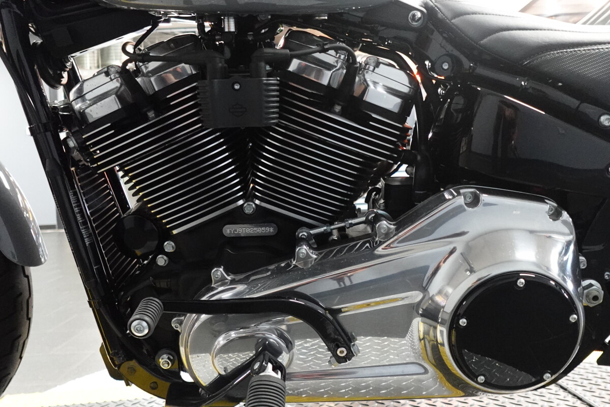 2026 Harley-Davidson® Street Bob® FXBB, photo 12
