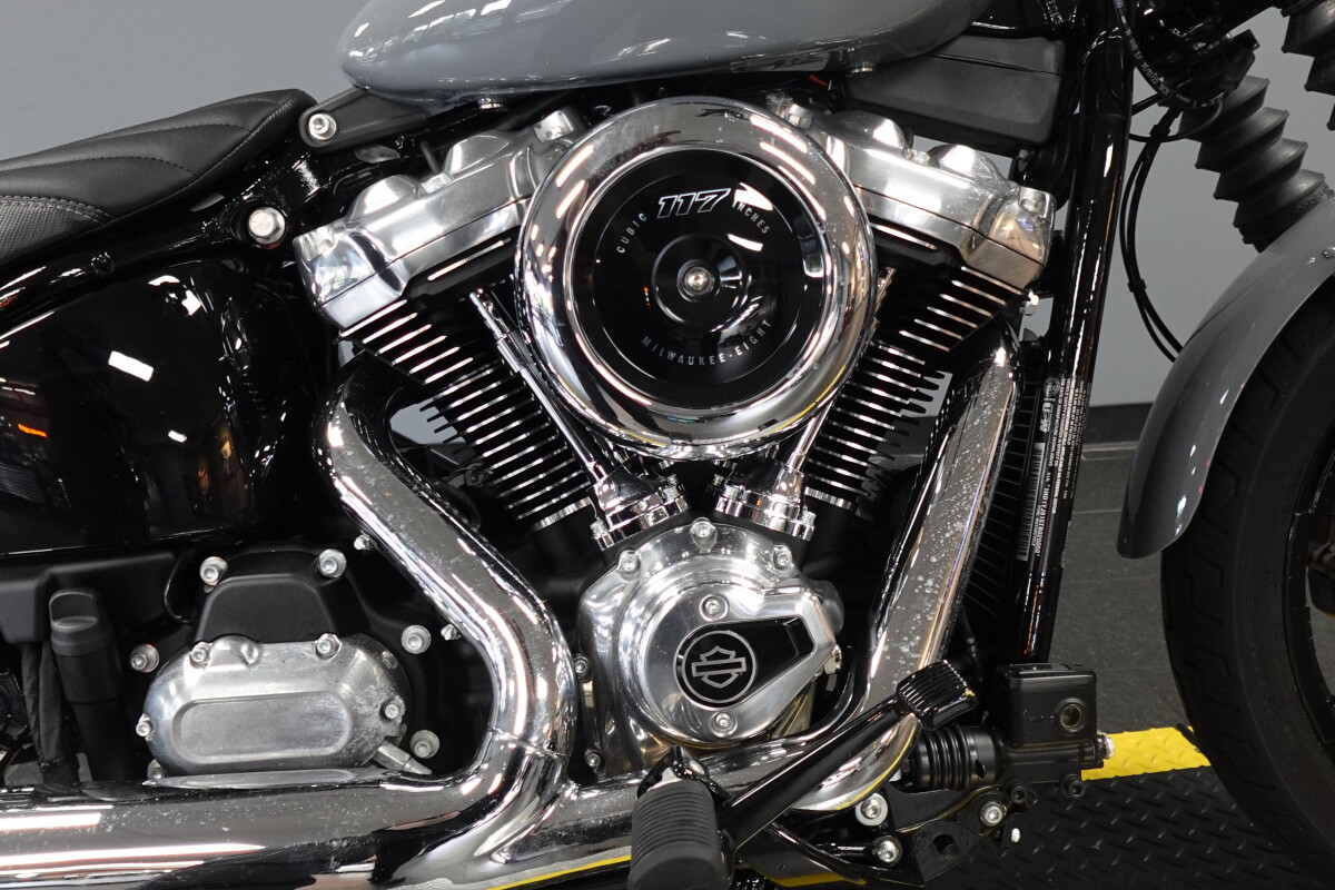 2026 Harley-Davidson® Street Bob® FXBB, photo 10