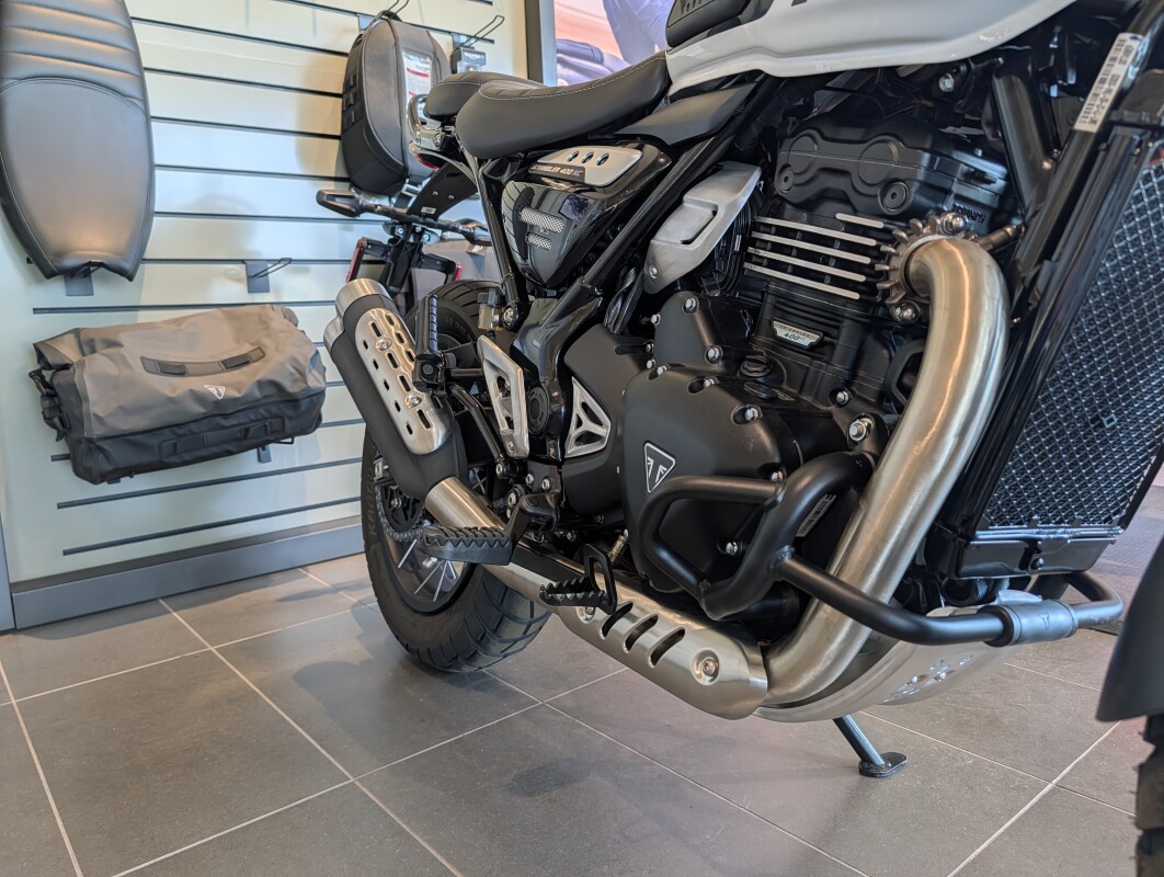 2026 Triumph Scrambler 400 XC, photo 10