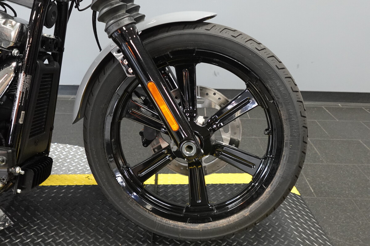 2026 Harley-Davidson® Street Bob® FXBB, photo 11