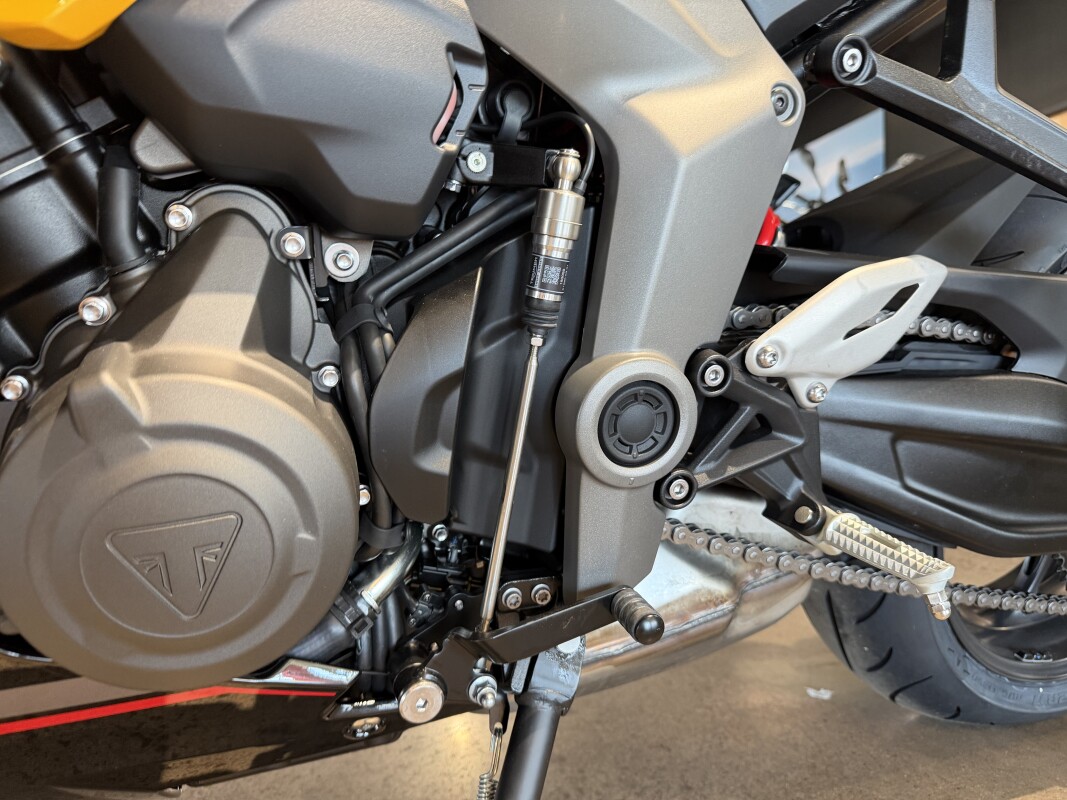 2026 Triumph Daytona 660, photo 11