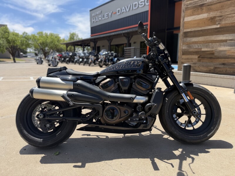 2022 Harley-Davidson® Sportster® S Vivid Black