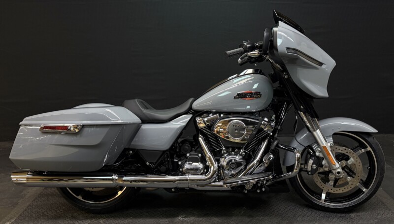 Harley-Davidson® Street Glide® 2026 FLHX DRK BILIARD GRY